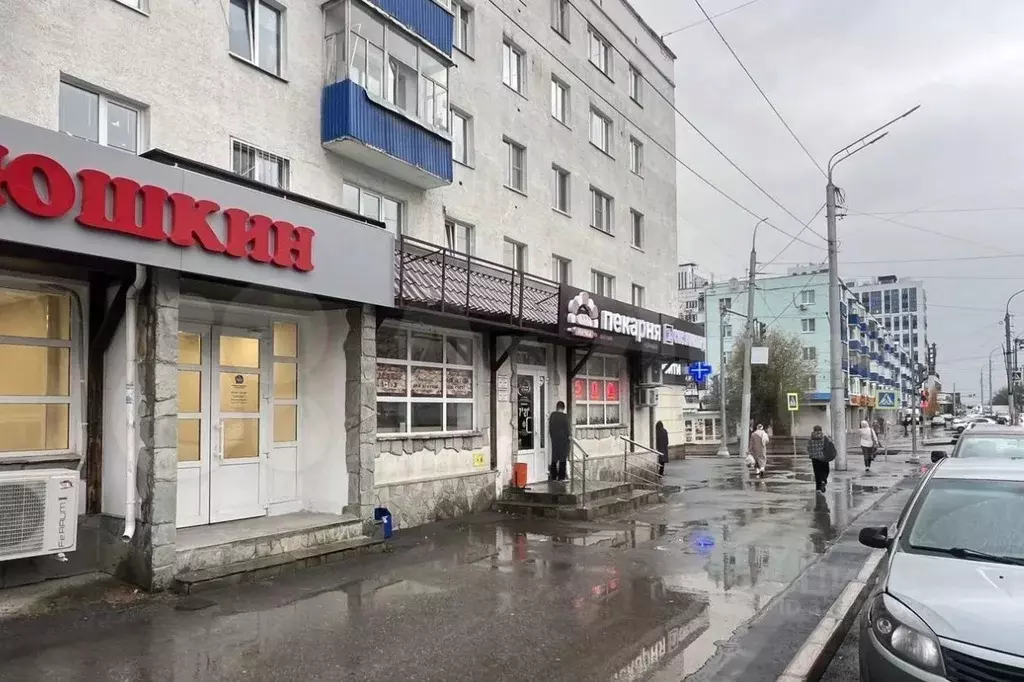 Торговая площадь в Башкортостан, Уфа ул. Гафури, 25 (30 м) - Фото 2