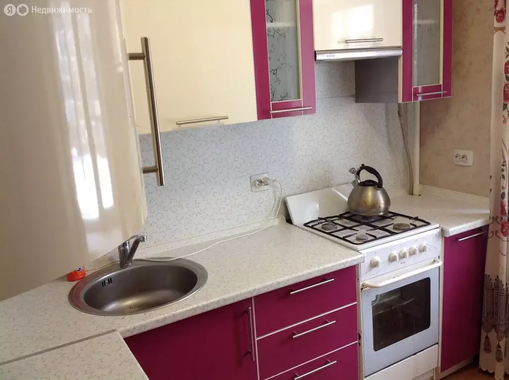 1-комнатная квартира: посёлок городского типа Лесной, улица Титова, 2 ... - Фото 1