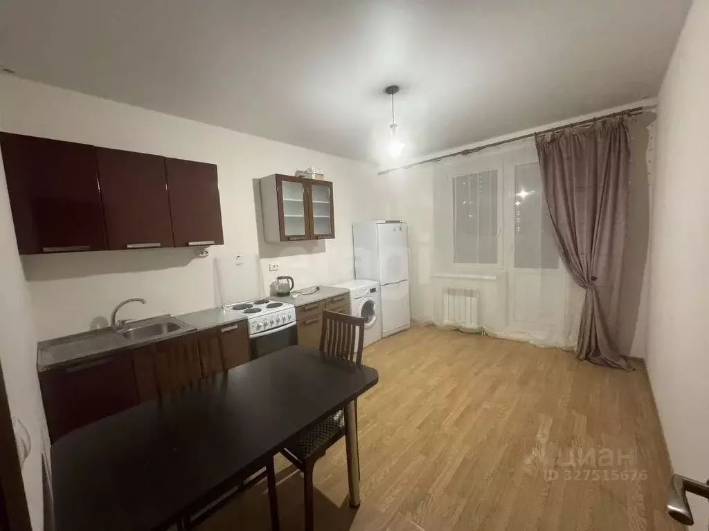 1-к кв. Тюменская область, Тюмень Заречный проезд, 43 (46.0 м) - Фото 2