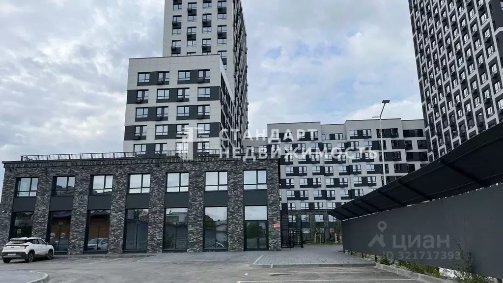 Торговая площадь в Тюменская область, Тюмень ул. Республики, 81 (353 ... - Фото 2