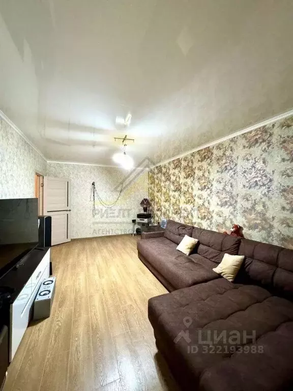 2-к кв. Белгородская область, Старый Оскол Рудничный мкр, 10 (55.0 м) - Фото 2