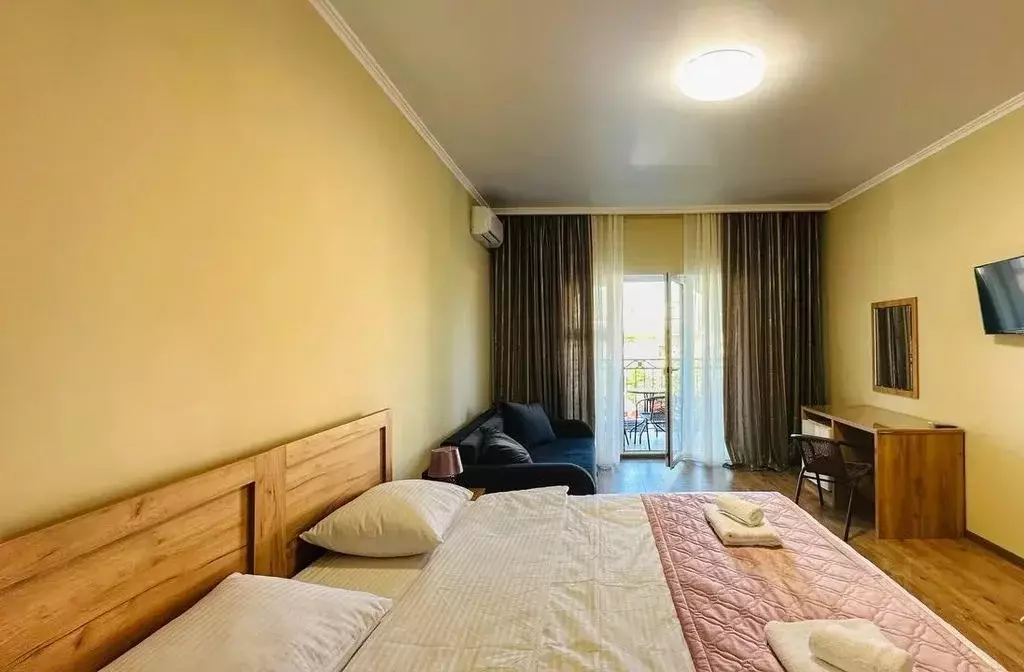 Комната Краснодарский край, Геленджик Степная ул., 16 - Фото 1