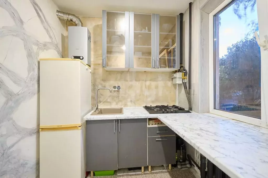 2-к кв. Псковская область, Псков Народная ул., 27 (42.0 м) - Фото 1