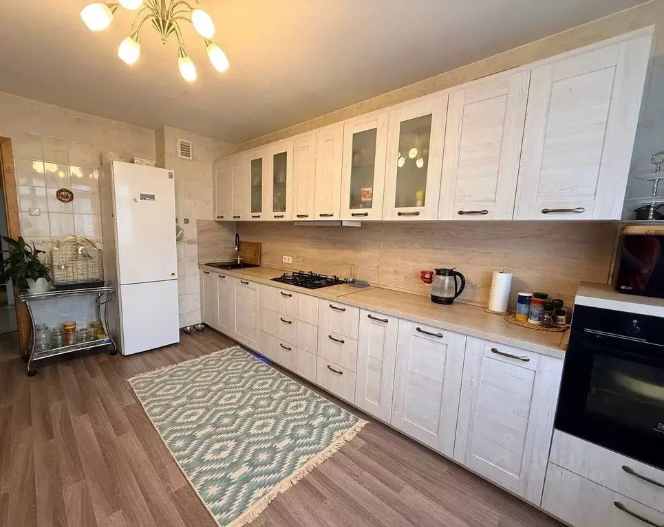 4-к кв. Калужская область, Малоярославец ул. Российских Газовиков, 33 ... - Фото 1