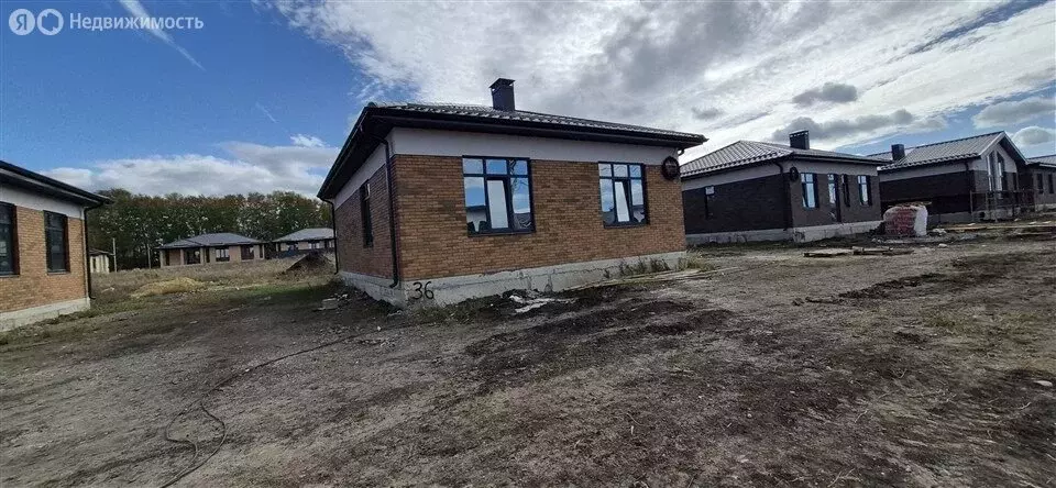 Дом в Михайловск, улица Михаила Мартыненко (90 м) - Фото 2