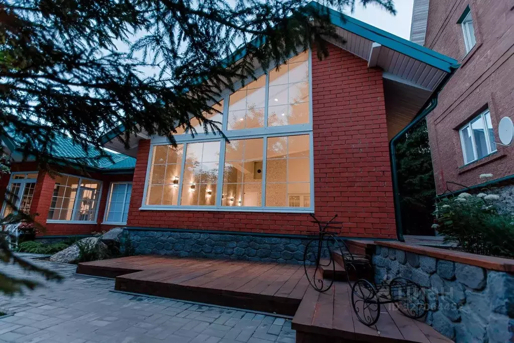 Дом в Москва д. Черепово, 18Б (400 м) - Фото 2