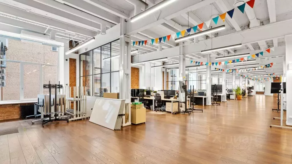 Офис в Санкт-Петербург 2-я Советская ул., 7 (939 м) - Фото 2