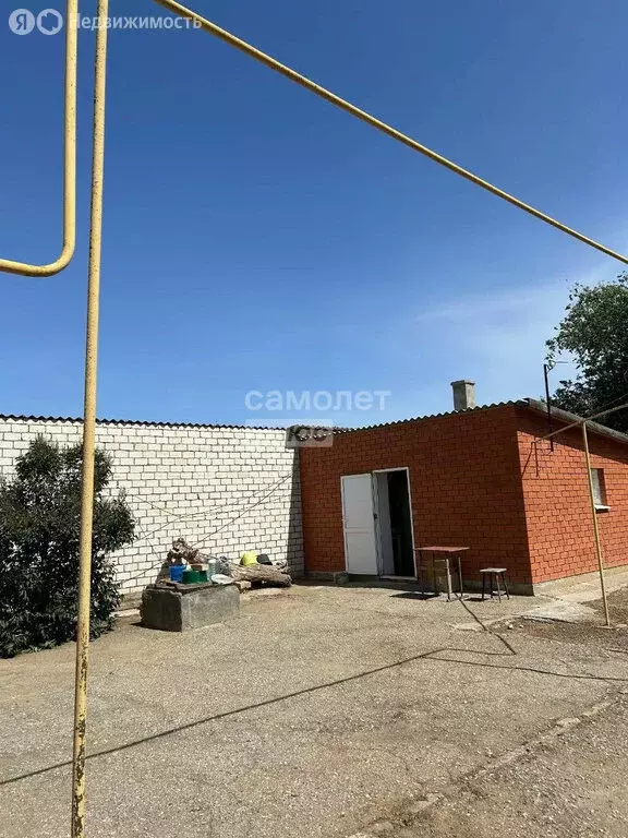 4-комнатная квартира: поселок Яшкуль, улица Джангара, 1 (58 м) - Фото 1
