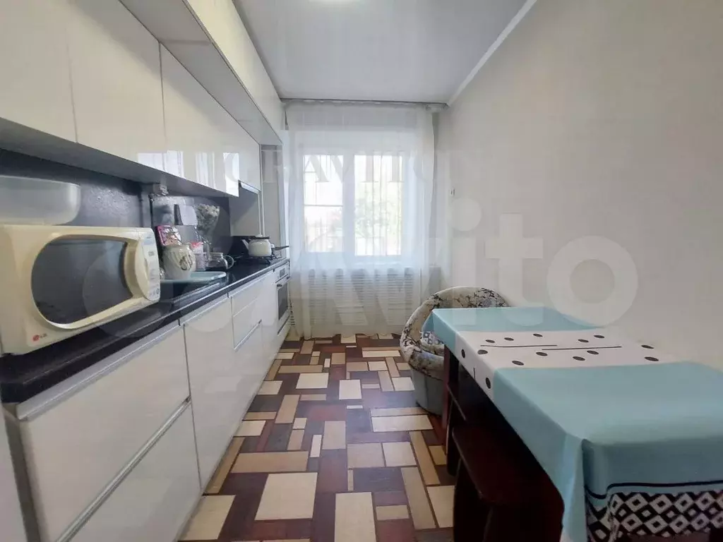 3-к. квартира, 58,7 м, 1/2 эт. - Фото 1