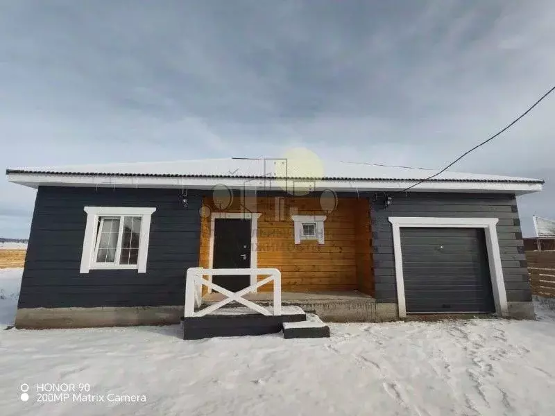 Дом в Иркутская область, Иркутский муниципальный округ, с. Хомутово ... - Фото 1