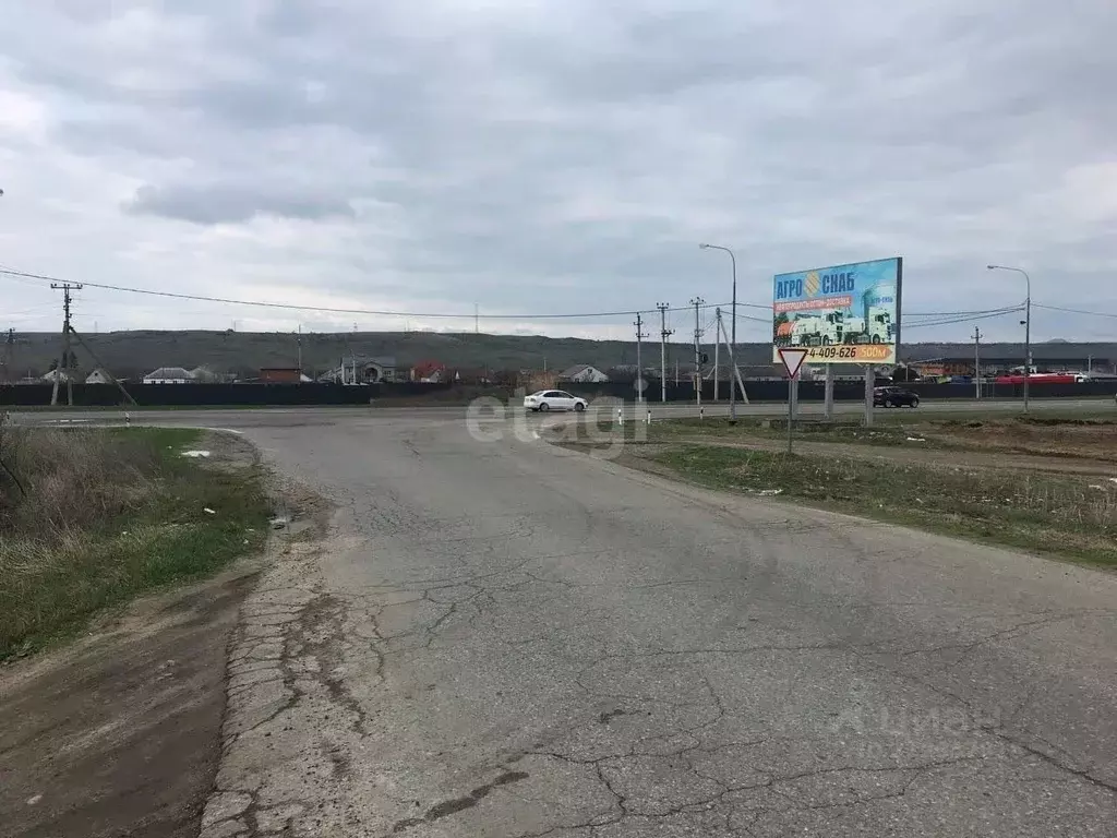 Участок в Ставропольский край, Грачевский муниципальный округ, с. ... - Фото 1