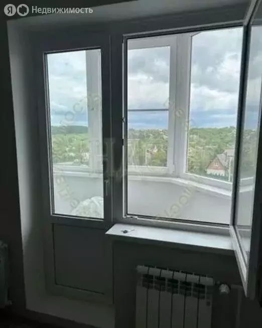 1-комнатная квартира: Курск, проспект Анатолия Дериглазова, 93 (37 м) - Фото 2