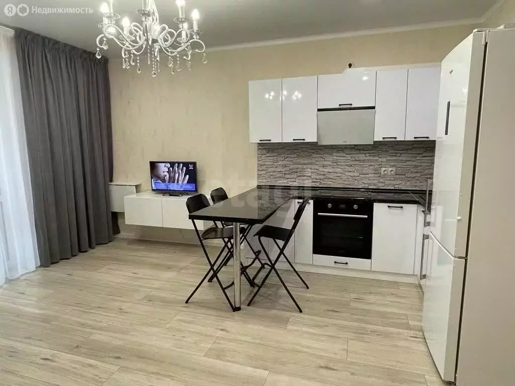 Квартира-студия: Казань, улица Азата Аббасова, 5 (29.8 м) - Фото 2