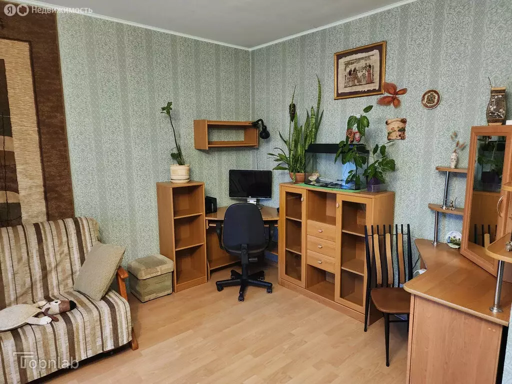 3-комнатная квартира: Калининград, Краснодонская улица, 2 (83.9 м) - Фото 0