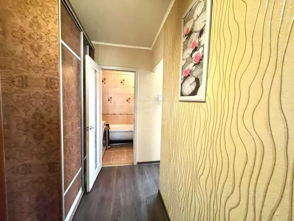 2-к кв. Смоленская область, Ярцево ул. Космонавтов, 57 (52.6 м) - Фото 2