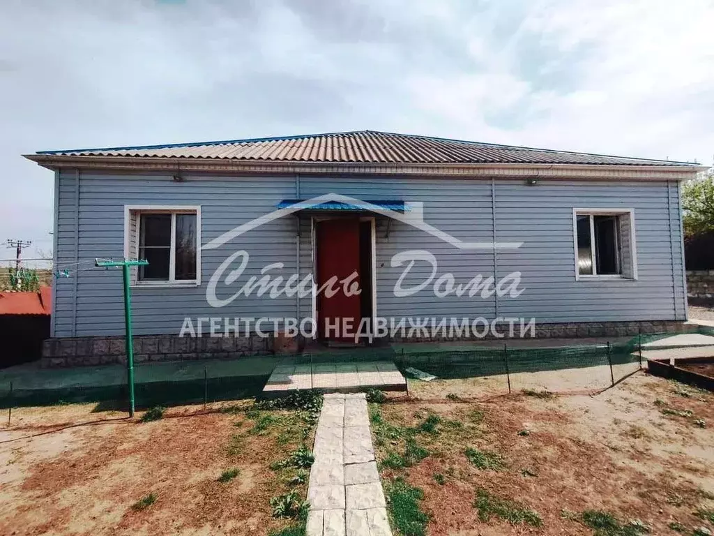 Дом в Волгоградская область, Волгоград Беломорская ул., 67 (112 м) - Фото 0