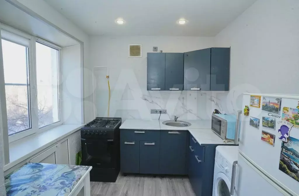 1-к. квартира, 30,5 м, 4/4 эт. - Фото 0
