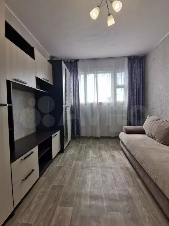 Комната 12 м в 3-к., 8/9 эт. - Фото 0
