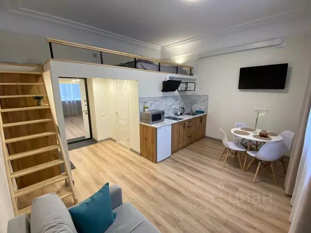 1-к кв. Кировская область, Киров Московская ул., 1 (30.0 м) - Фото 2