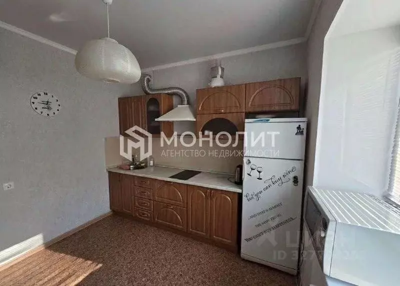 1-к кв. Белгородская область, Старый Оскол Дубрава мкр, 3 кв-л, 34 ... - Фото 2