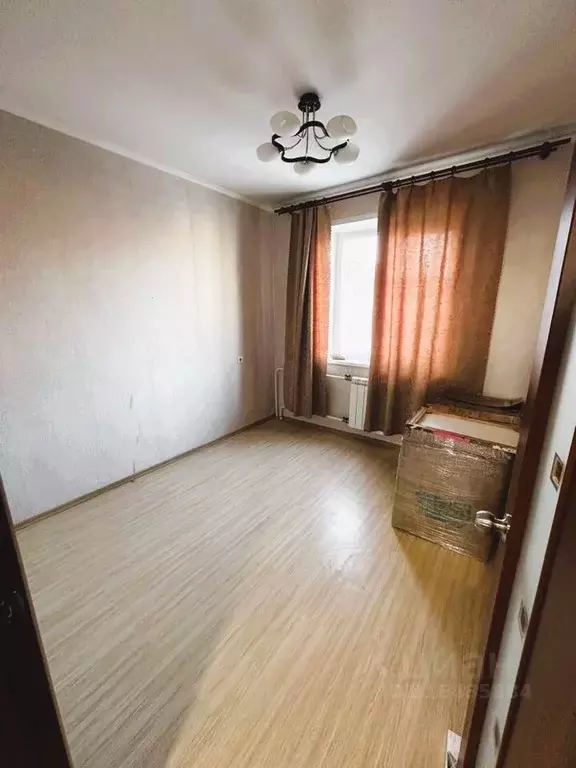 4-к кв. Красноярский край, Красноярск Взлетка мкр, ул. Батурина, 20 ... - Фото 0