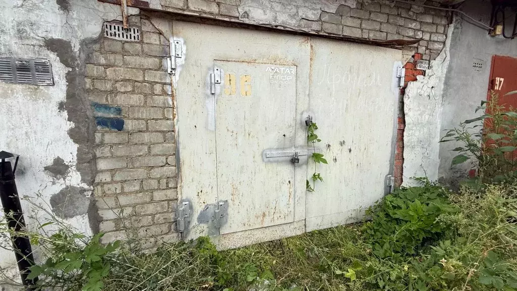 Гараж в Тамбовская область, Мичуринск Садовая ул., 2 (26 м) - Фото 1