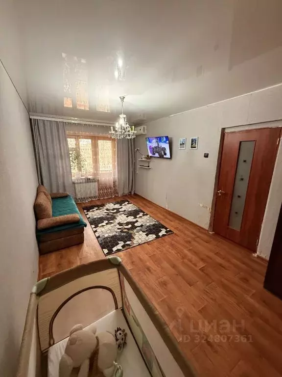 2-к кв. Астраханская область, Астрахань просп. Бумажников, 6 (45.0 м) - Фото 1