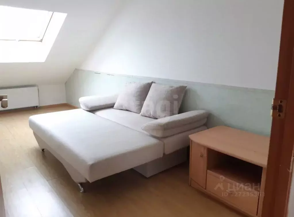 2-к кв. Калининградская область, Калининград просп. Калинина, 83 (52.0 ... - Фото 1