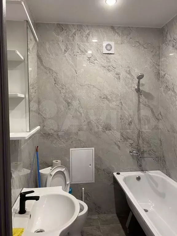 2-к. квартира, 45 м, 1/5 эт. - Фото 0