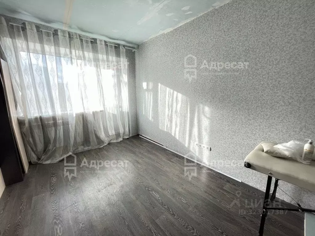 1-к кв. Волгоградская область, Волгоград ул. 64-й Армии, 16 (32.8 м) - Фото 2