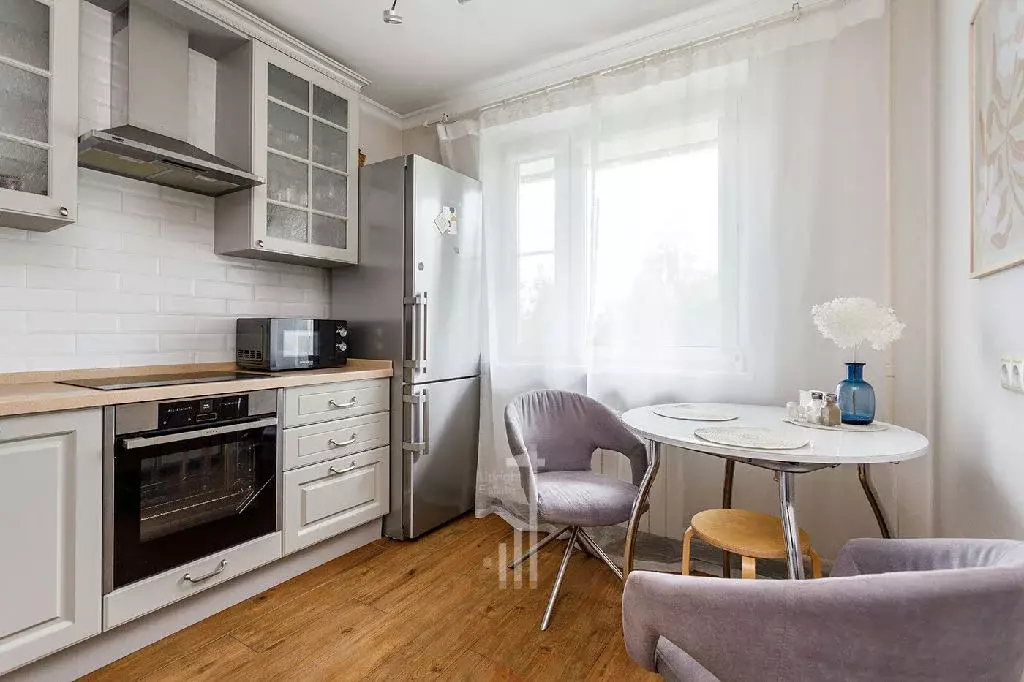 Продается 3-комнатная квартира - Фото 1