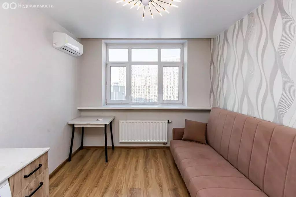 Квартира-студия: Тюмень, улица Первооткрывателей, 2 (18 м) - Фото 2