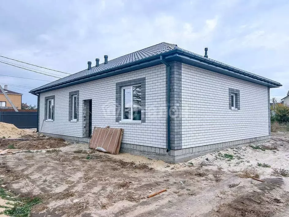 Дом в Волгоградская область, Городище рп ул. Роз, 21 (110 м) - Фото 1