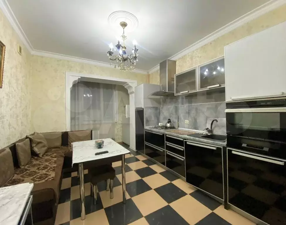 2-к. квартира, 60 м, 1/5 эт. - Фото 1
