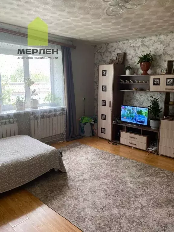 2-к кв. Калужская область, Сухиничи ул. Суворова, 3 (38.2 м) - Фото 0