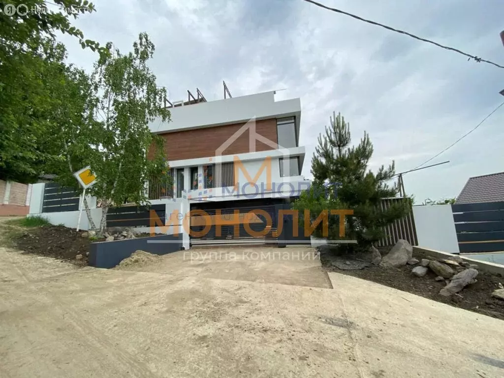 Дом в Горячий Ключ, Берёзовая улица (240 м) - Фото 0