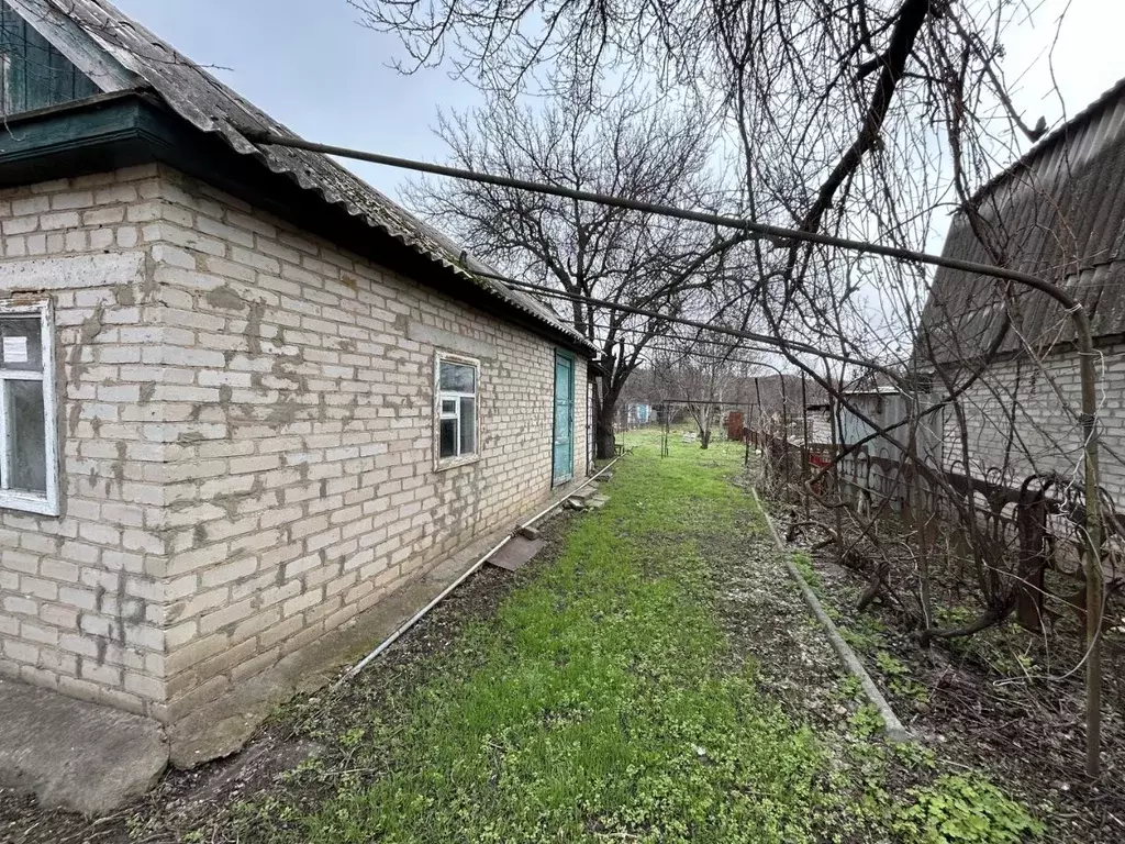 Дом в Ростовская область, Белокалитвинское городское поселение, ... - Фото 1