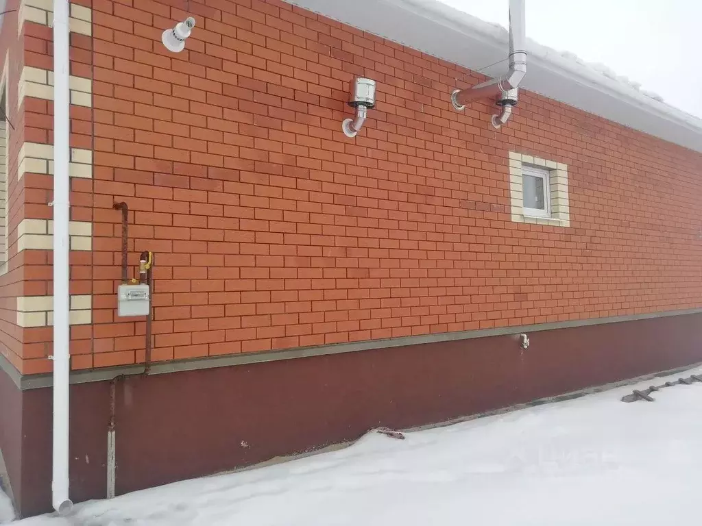Дом в Белгородская область, Белгород ул. Имени Героя Советского Союза ... - Фото 0