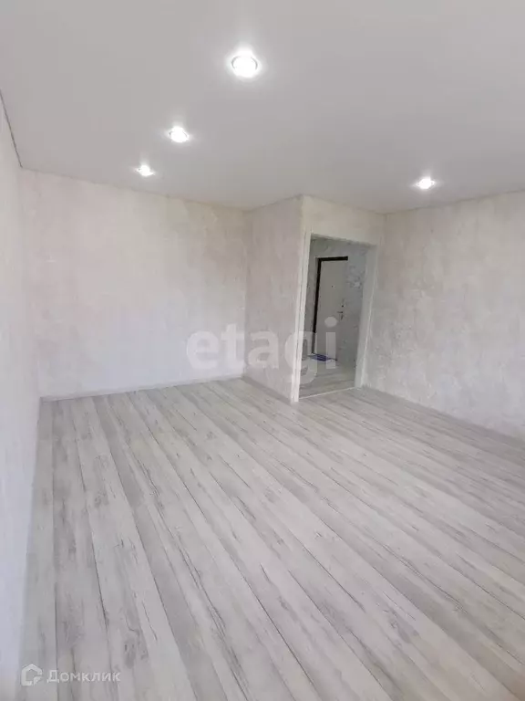 Продаётся 3-к квартира, 71.8 м - Фото 1