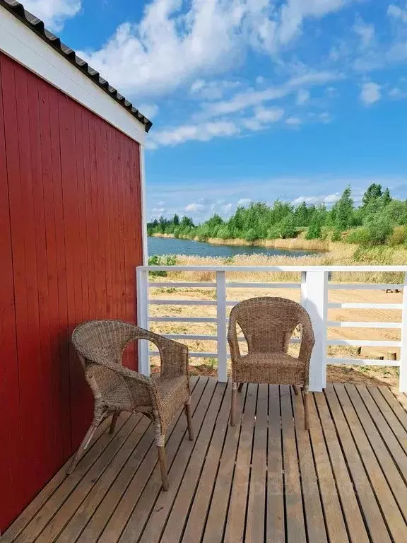 Дом в Новгородская область, Новгородский район, Ракомское с/пос, д. ... - Фото 1