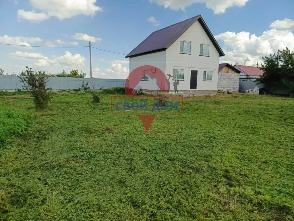 Дом в Оренбургская область, Новоорский район, Кумакский сельсовет, с. ... - Фото 2