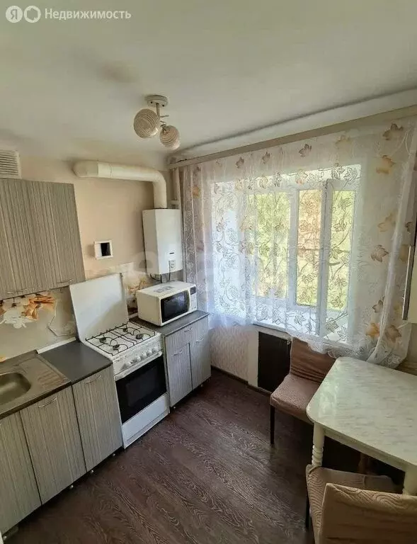 2-комнатная квартира: Сосногорск, Сосногорск, улица Гайдара, 4 (44.8 ... - Фото 1