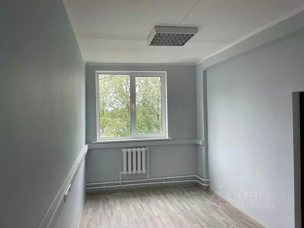 Офис в Калужская область, Калуга Новослободская ул., 27 (19 м) - Фото 1