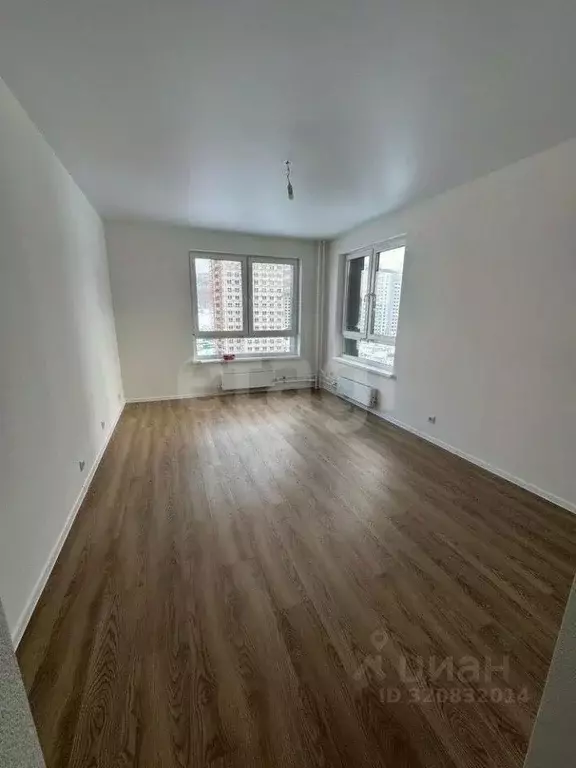 Студия Сахалинская область, Южно-Сахалинск ул. Имени Владимира ... - Фото 1