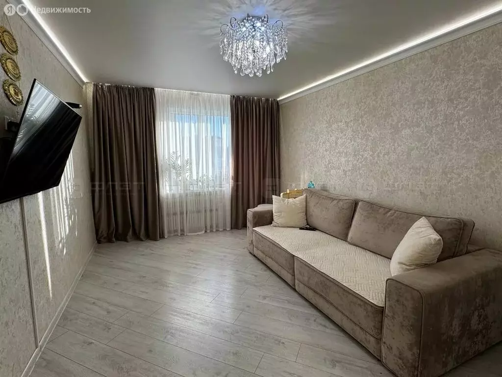 2-комнатная квартира: Казань, проспект Победы, 32 (58.1 м) - Фото 0