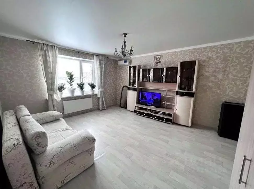 2-к кв. Краснодарский край, Краснодар ул. Измаильская, 74к9 (64.0 м) - Фото 1