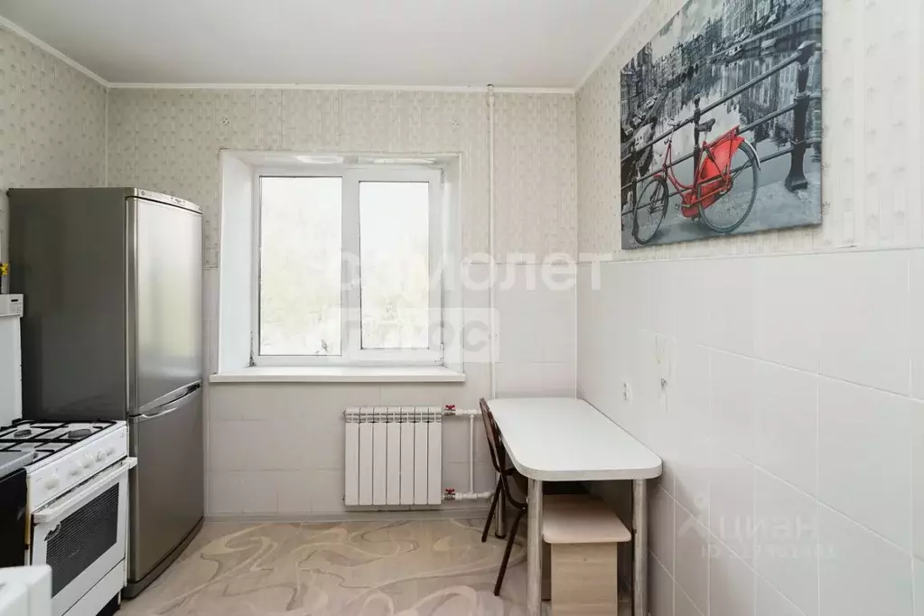 2-к кв. Омская область, Омск Взлетная ул., 5 (52.3 м) - Фото 0