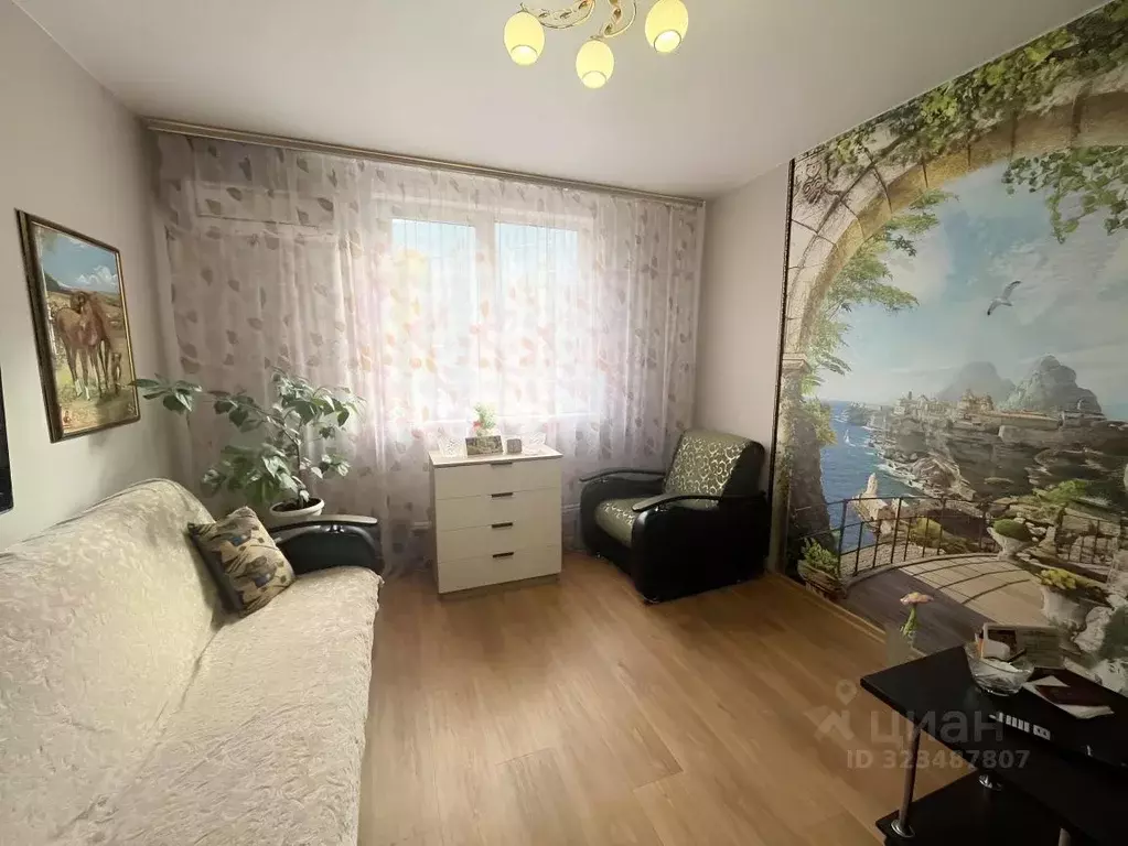 1-к кв. Самарская область, Тольятти 10-й кв-л, бул. Луначарского, 5 ... - Фото 1