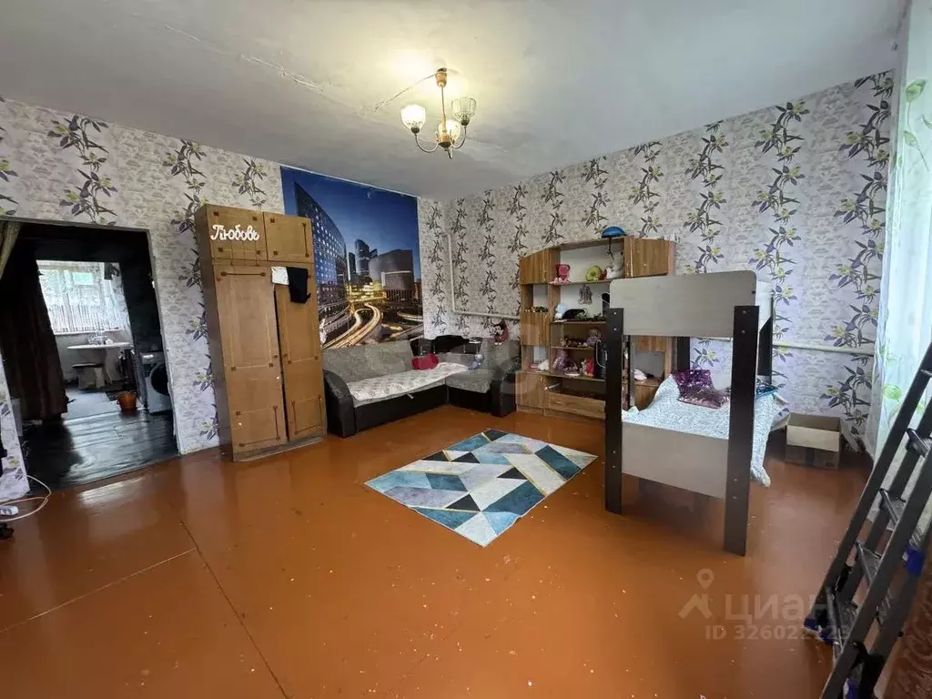 Дом в Кемеровская область, Крапивинский пгт ул. Химиков (58 м) - Фото 1