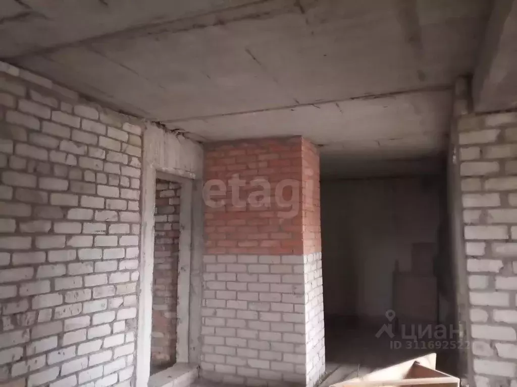 Дом в Псковская область, Пыталово Береговая ул., 38 (200 м) - Фото 1